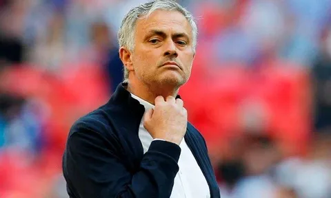 Mourinho nhận định thế nào về thương vụ Ronaldo đến Juve?