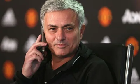 Mourinho ra tay, MU đánh bại Real để chiêu mộ 'trung vệ thép'