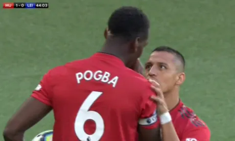 Mourinho TIẾT LỘ người đúng trong tình huống học trò giành penalty