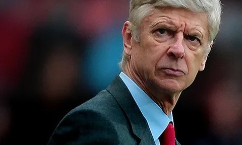 Mua Alexandre Lacazette, Giáo sư tự nhận mình sai lầm?