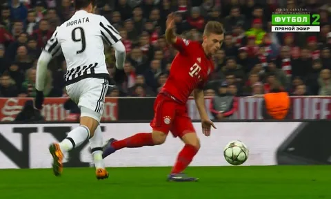 Mục tiêu của M.U, Morata từng khiến hàng thủ Bayern sấp mặt