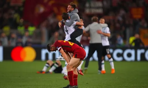 Nã 4 bàn vào lưới Liverpool, Roma vẫn cay đắng chia tay Champions League