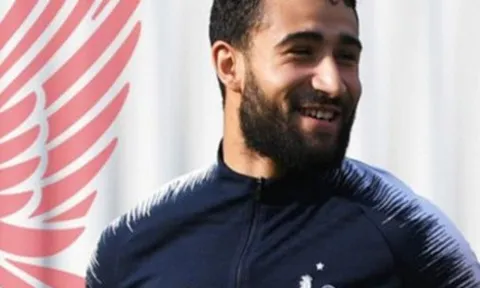 Nabil Fekir! Đừng vội rời Lyon, hãy chờ Liverpool