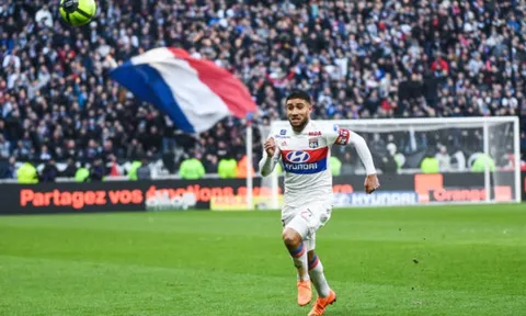 Nabil Fekir lại tỏa sáng, Liverpool nín thở