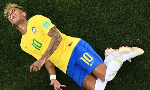 ‘Neymar yên tâm, Costa Rica sẽ không bỏ bóng đá người’