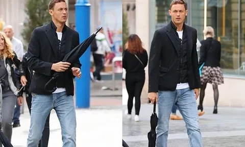 Nemanja Matic lịch lãm như quý ông trên phố Manchester