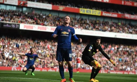 Nếu Ronaldo là siêu nhân, biết gọi Rooney là gì?
