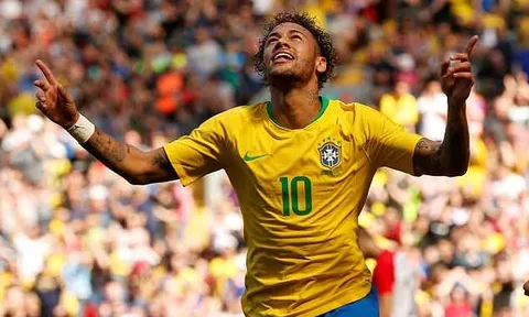 Neymar bảo vệ bàn chân bạc tỷ như thế nào?