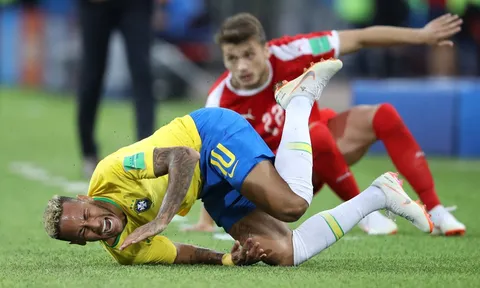Neymar: Đừng mãi chỉ là một diễn viên đá bóng