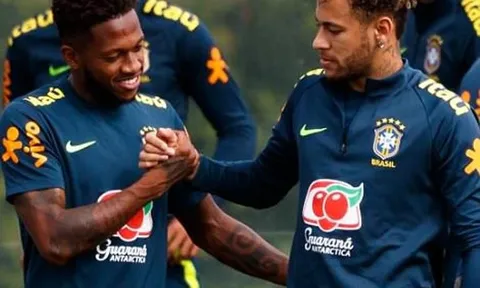 Fred gia nhập Man Utd: Neymar phản ứng ra sao?