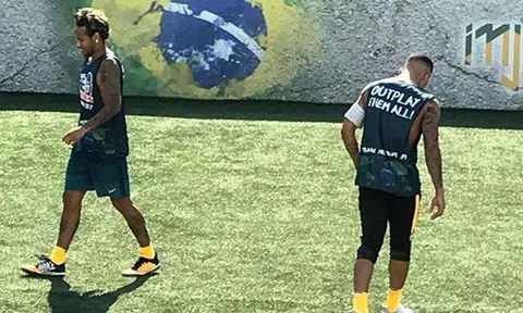 Neymar Jr & Gabriel Jesus phô diễn kỹ thuật siêu đẳng