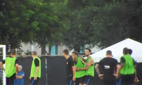 SỐC! Neymar đánh thẳng mặt tân binh Semedo