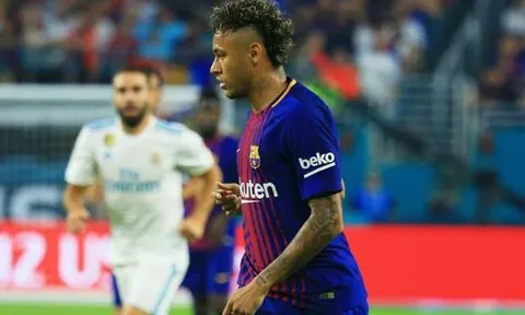 Alves ngầm "mời chào" Neymar đầu quân PSG