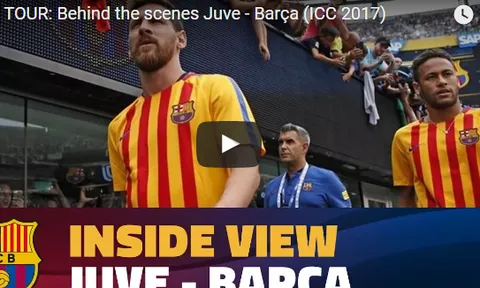 Neymar vẫy tay chào các CĐV trước trận Juventus