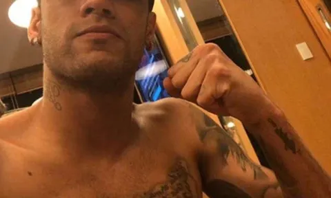 Neymar vùi mình trong phòng tập gym, đếm ngày trở lại sân cỏ