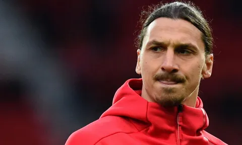 Ngày đầu hết hợp đồng, Ibrahimovic gửi thông điệp về M.U