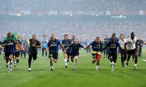 Ngày này 7 năm trước: Mourinho giúp Inter thống trị cả châu Âu