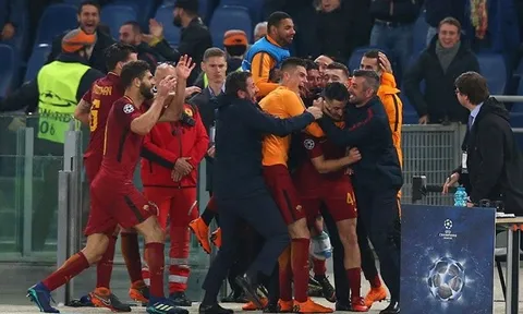 Ngược dòng không tưởng bằng ba bàn, Roma đưa Barca đến với địa ngục