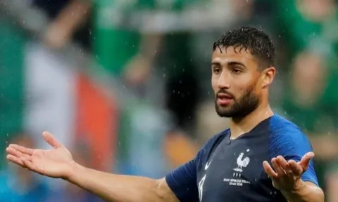 Người hâm mộ Man Utd hả hê với thương vụ Liverpool và Fekir
