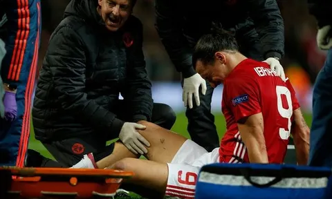 Ibrahimovic nghỉ hết mùa: Nguy cho M.U!