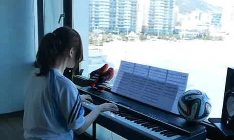 Nhạc hiệu Champions League theo phong cách Piano cực đỉnh