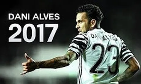 Nhìn lại 1 năm tuyệt vời của Dani Alves tại Juventus