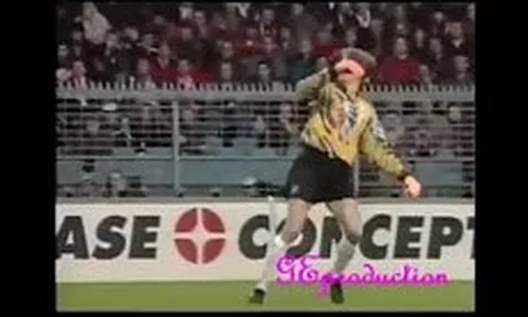 Nhìn lại sự nghiệp của Edwin Van Der Sar tại Ajax