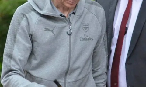 NHM Pháo thủ "chạy nước rút" cùng Arsene Wenger