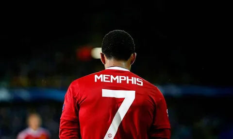 Những cầu thủ làm ô danh chiếc áo số 7 huyền thoại tại Man United