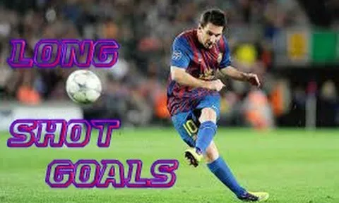 Những cú 'nã đại bác' từ ngoài vòng cấm của Lionel Messi