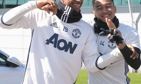 Những khoảnh khắc khiến người ta 'phát ghen' của Rashford và Lingard