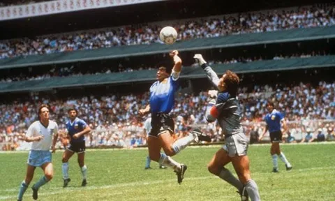 Những khoảnh khắc tranh cãi nhất trong lịch sử World Cup (Kì cuối)