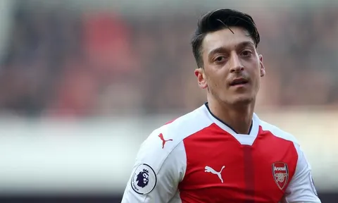Những ngôi sao gây thất vọng nhất vòng 1 NHA: Sự mất tích của Ozil