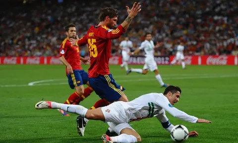 Những ngôi sao nổi bật World Cup (Bảng B): Ramos "triệt" Ronaldo?