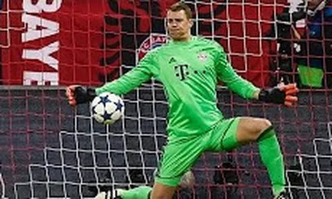 Những pha cứu thua đẹp nhất Champions League mùa này