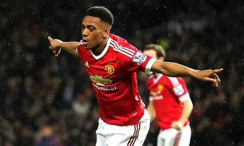 Những pha đi bóng đầy biến ảo của Anthony Martial