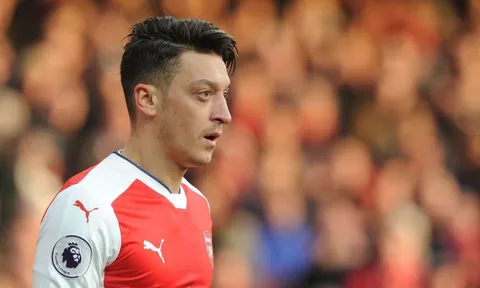 Những pha xử lý đỉnh cao trong sự nghiệp Mesut Oezil