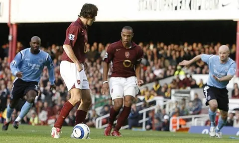 Những quả phạt đền tệ nhất "hệ mặt trời": Beckham, Baggio và nhiều tội đồ khác cùng góp mặt