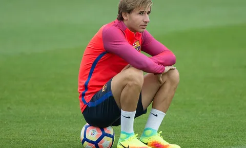 Những sao trẻ La Masia không được Enrique trọng dụng (Phần 2): Truyền nhân của Busquets
