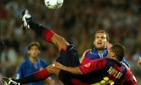 Những siêu phẩm để đời của Rivaldo