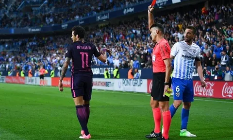 Những thẻ đỏ Neymar từng phải nhận trong sự nghiệp