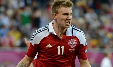 Đan Mạch công bố đội hình - "LORD" Bendtner xuất hiện