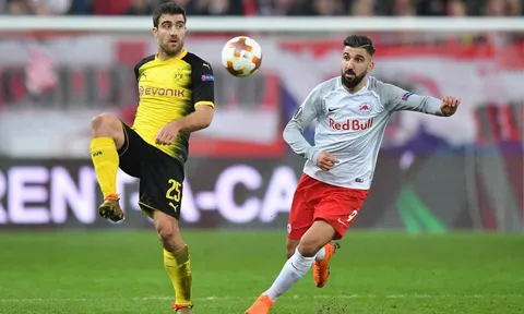 Cha Sokratis xác nhận: "Man Utd đã hỏi mua con trai tôi"