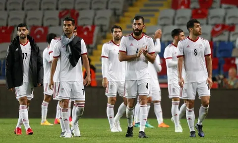 Nike ngưng tài trợ cho đội tuyển Iran tại World Cup