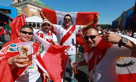 Một CĐV tăng 24kg để mua vé World Cup dễ hơn