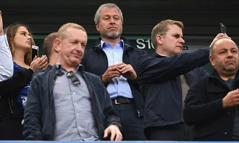 NÓNG: Abramovich xóa tan sự lo lắng của fan Chelsea với biệt thự 30 triệu bảng