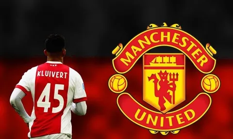 NÓNG: Chỉ trích Ajax, "Kluivert con" bật đèn xanh cho Man United