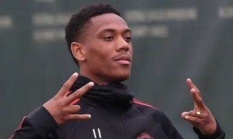 NÓNG: Chơi bài ngửa, Martial sẵn sàng phản bội Man Utd