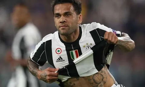 NÓNG: Dani Alves đạt thoả thuận gia nhập Man City