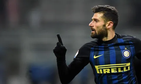 Nóng: HLV Inter hé lộ vụ Chelsea mua Candreva
